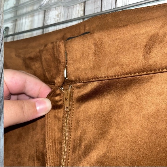 Loft Brown Suade Soft Pants - Picture 5 of 6